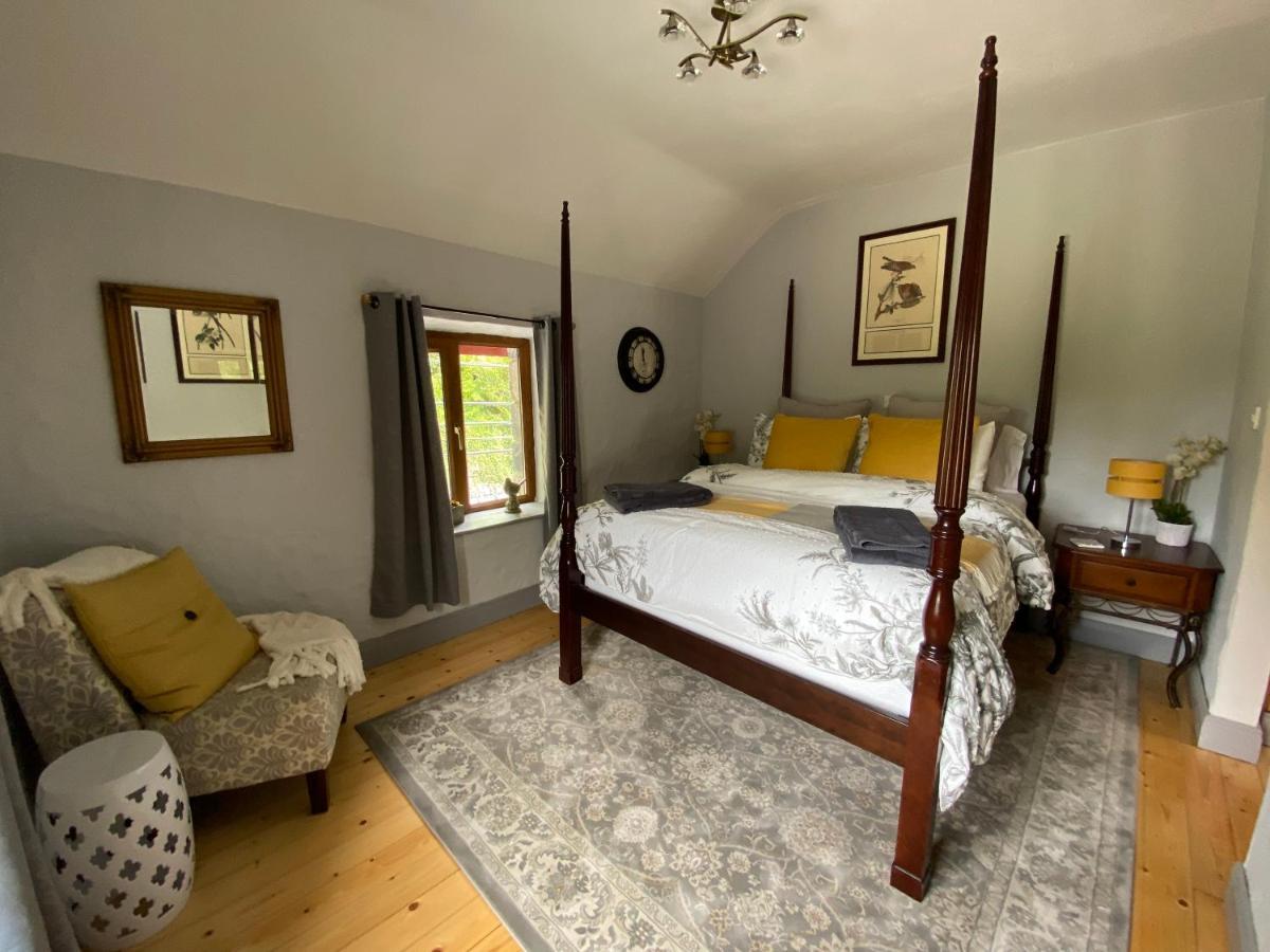 Salmon Weir Lodge Cong Dış mekan fotoğraf